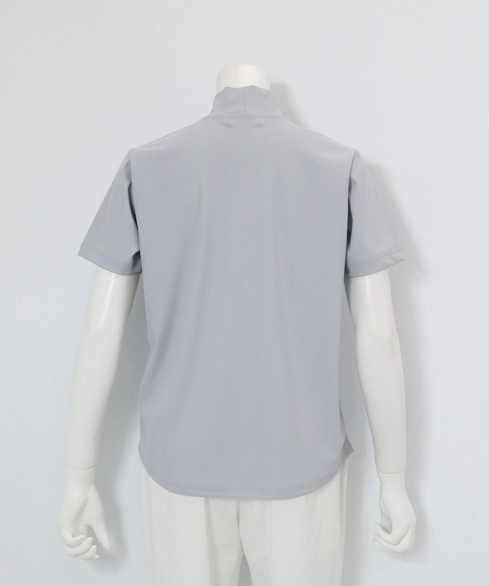 ミュージアム柄UV冷感プルオーバー後(ライトグレー)