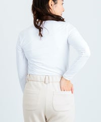 モデル着用画像（ホワイト）