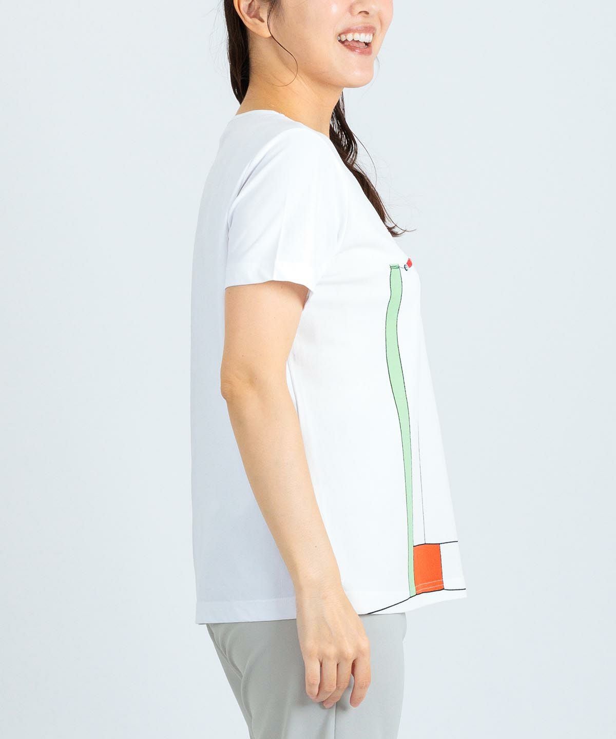 モデル着用画像（ホワイト）