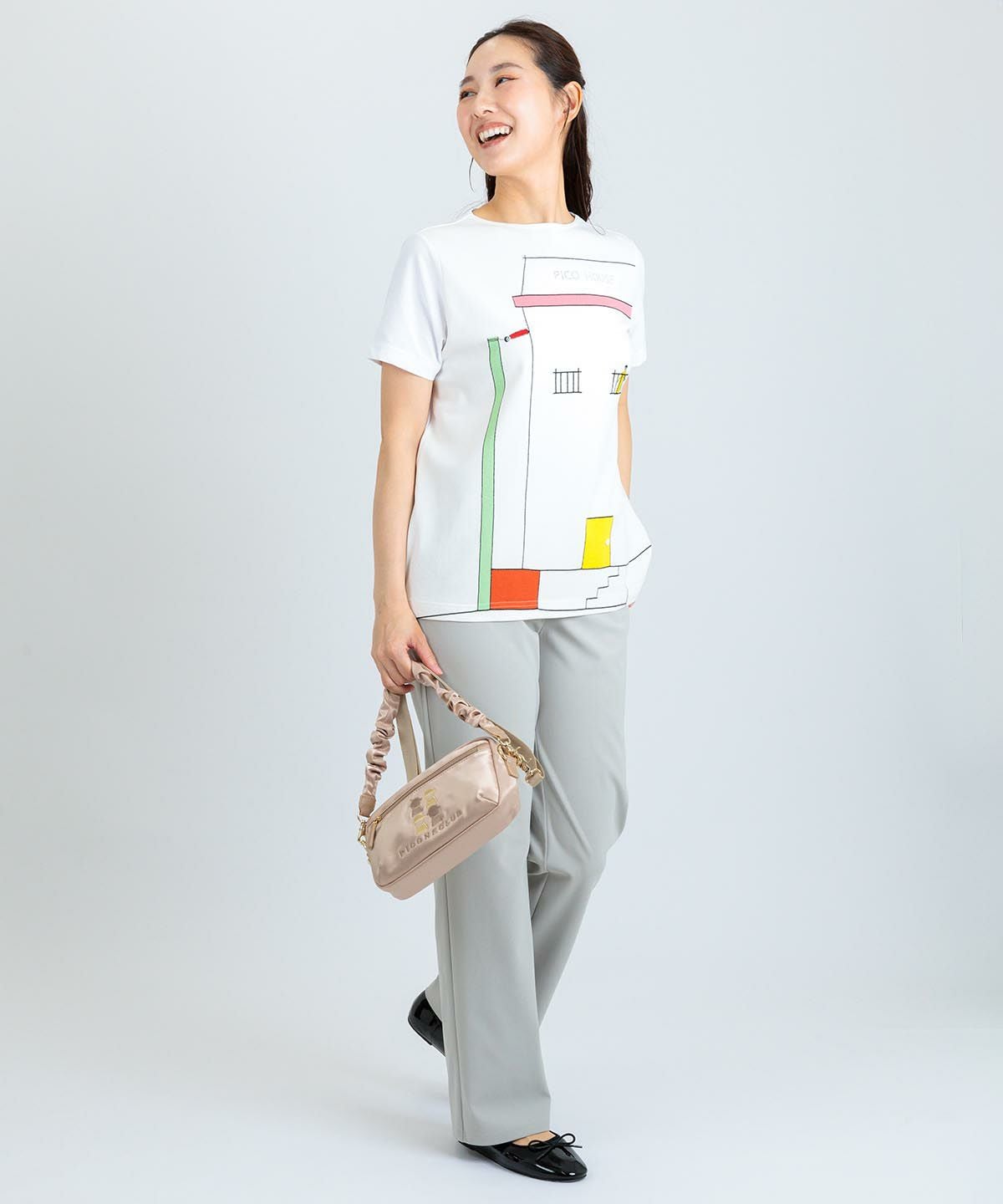 モデル着用画像（ホワイト）