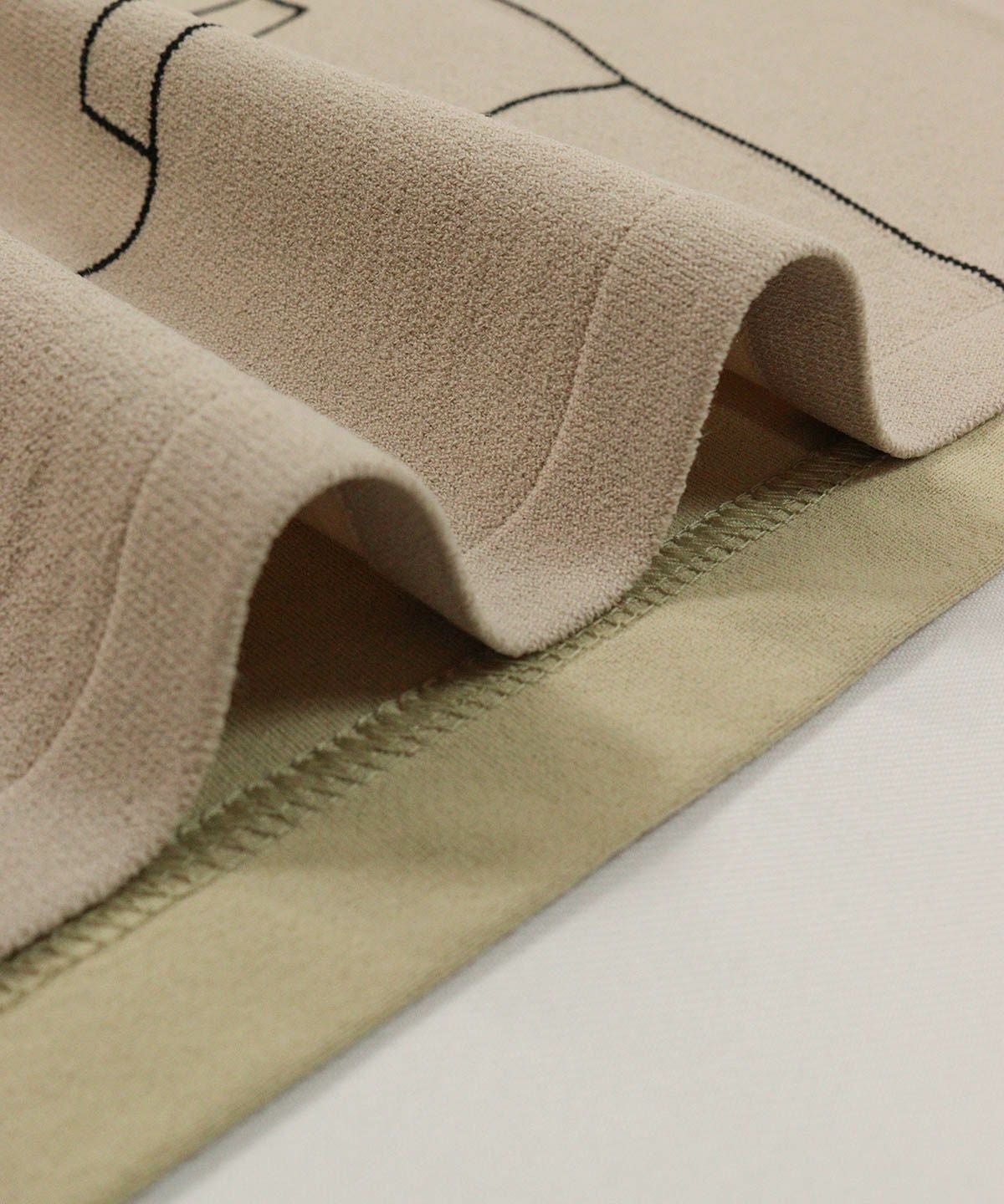 生地感（ベージュ）