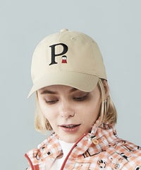 モデル着用画像（ベージュ）