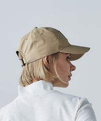 モデル着用画像（ベージュ）