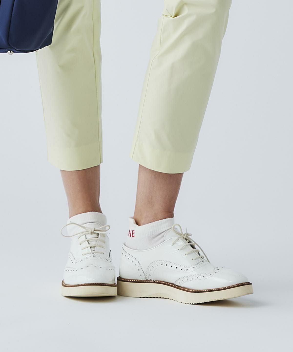 モデル着用画像（ホワイト）