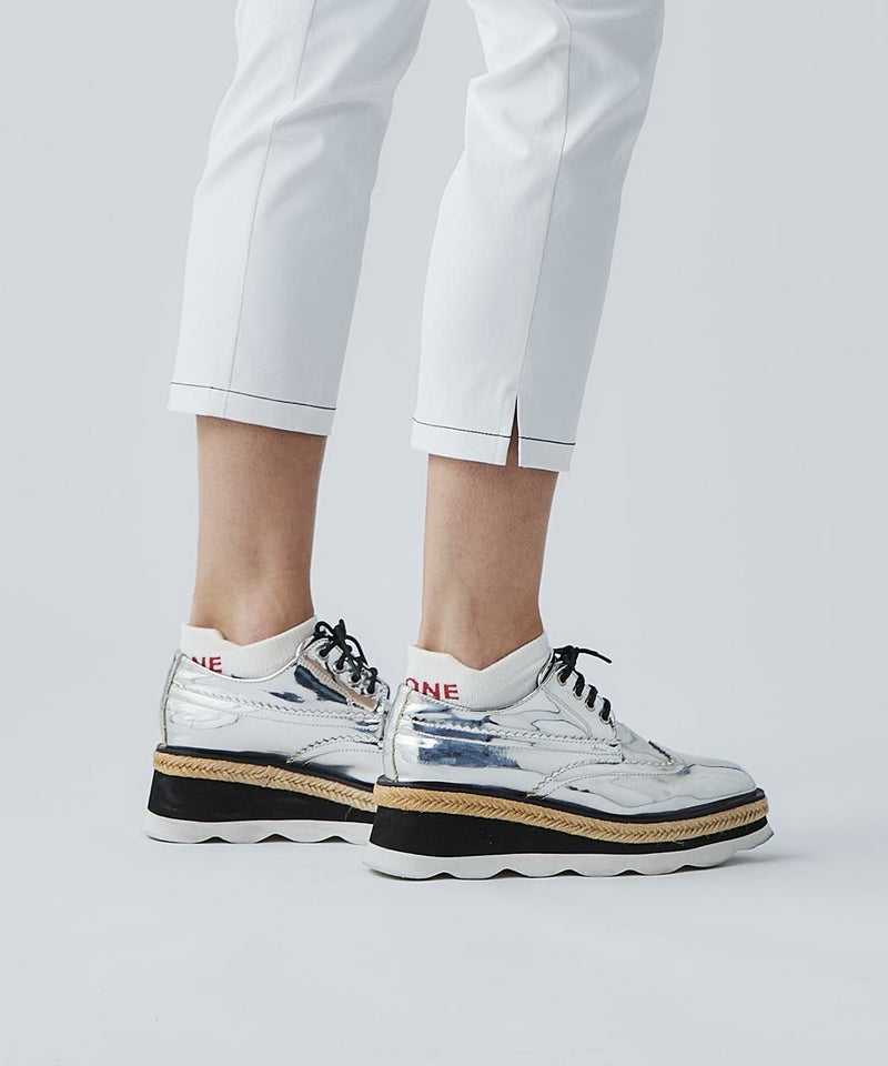 モデル着用画像（ホワイト）