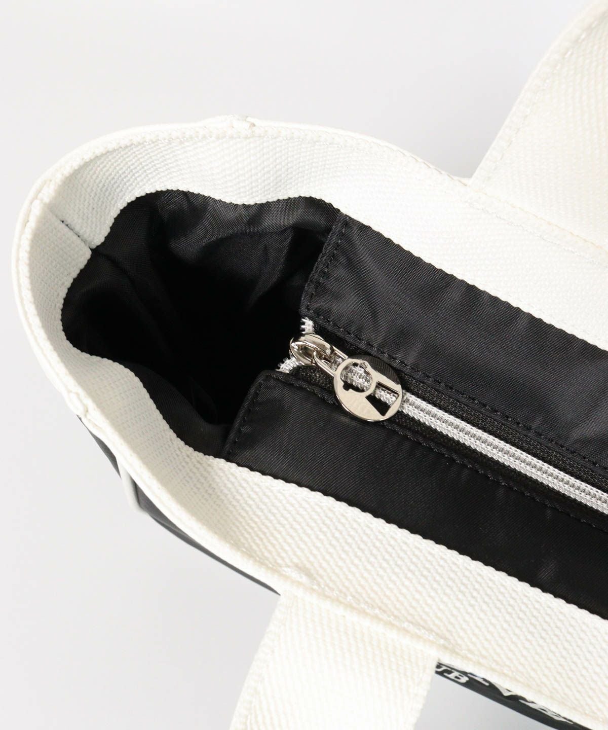 ファスナー（ブラック）