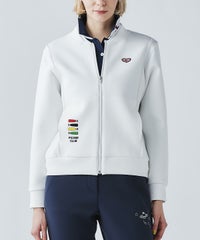 モデル着用画像（ホワイト）