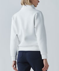 モデル着用画像（ホワイト）