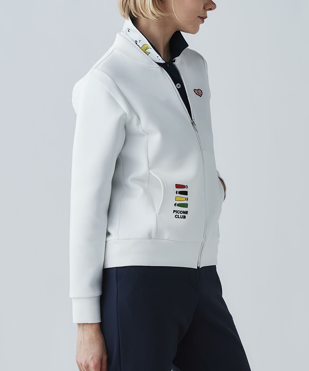 モデル着用画像（ホワイト）