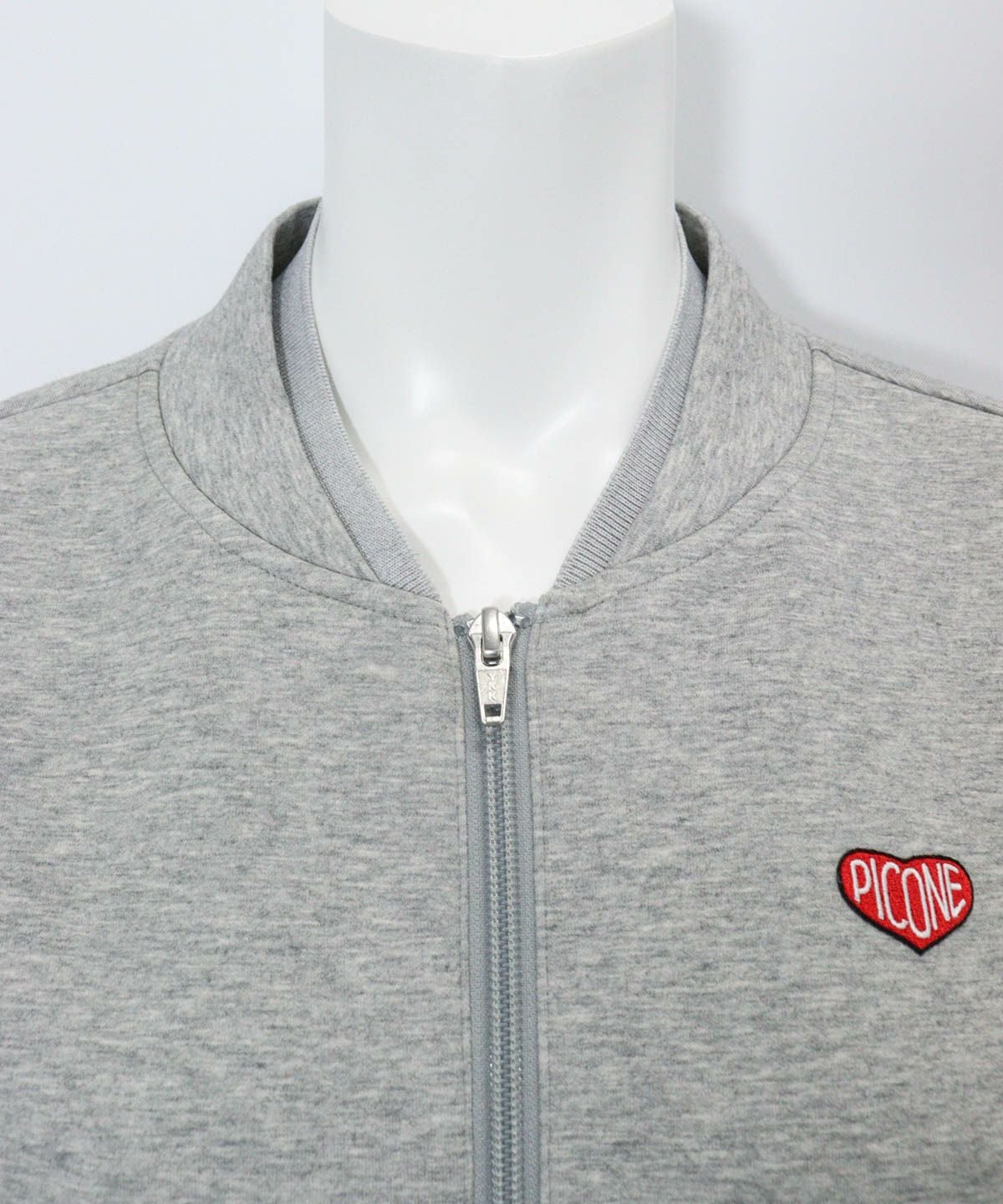 首元（ライトグレー）