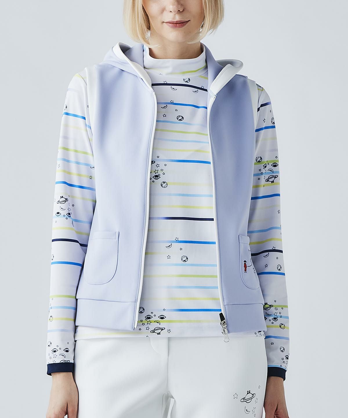 モデル着用画像（ブルー）