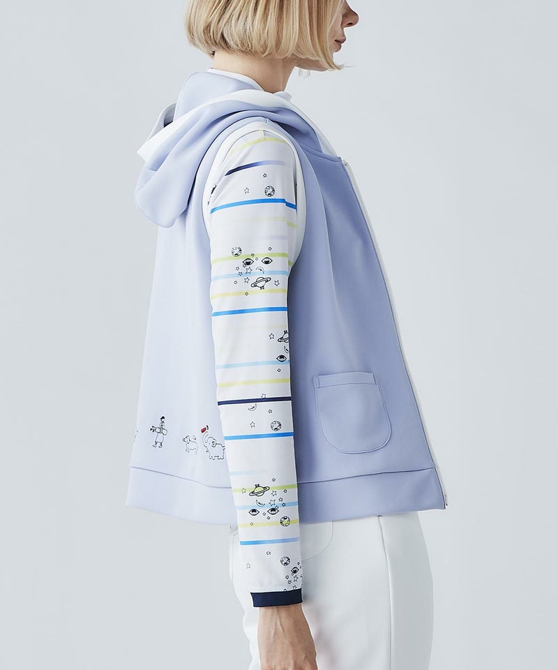 モデル着用画像（ブルー）