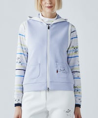 モデル着用画像（ブルー）