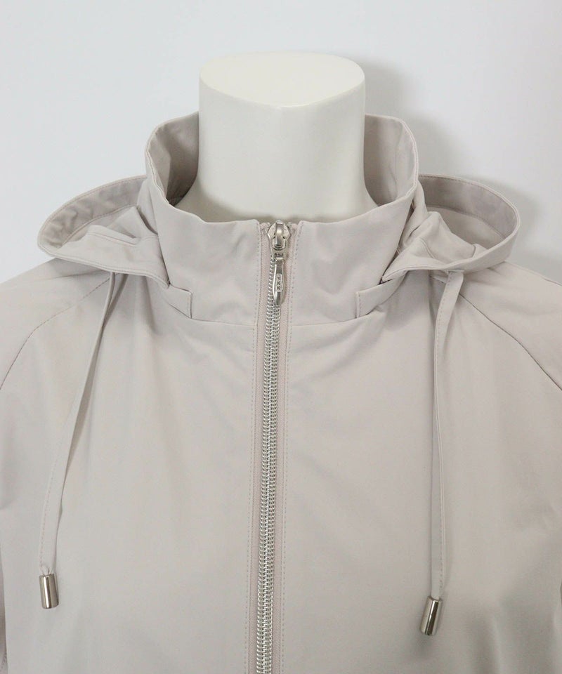 首元（ライトグレー）