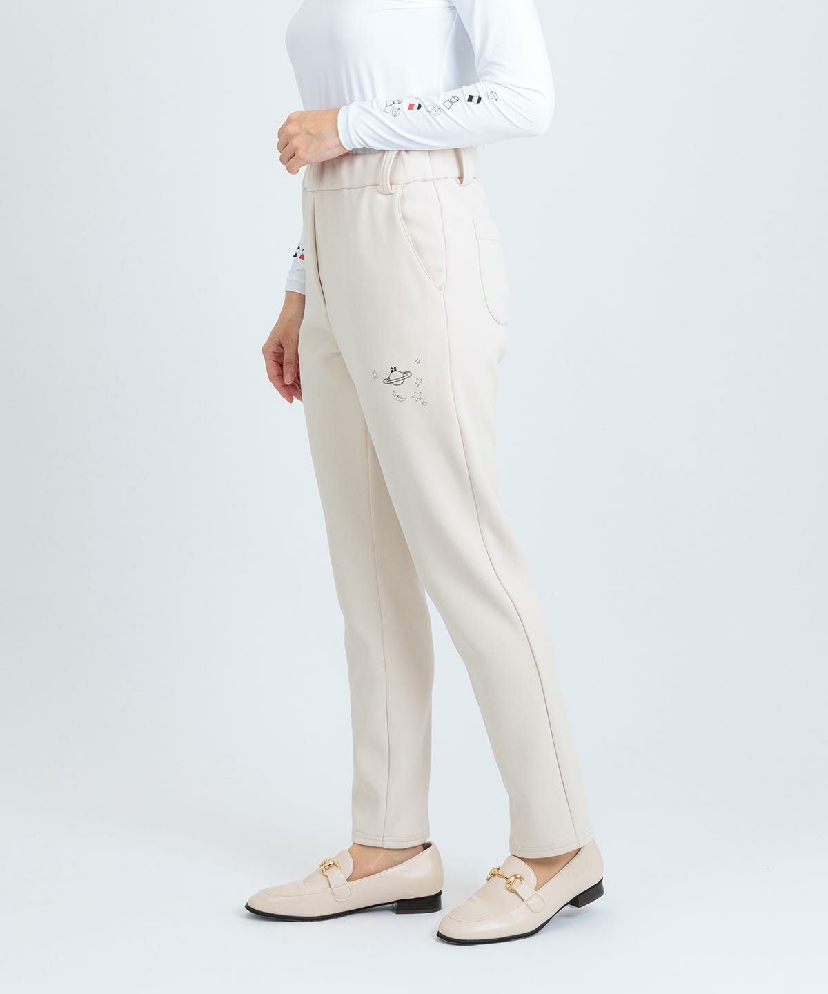 モデル着用画像（ベージュ）