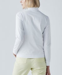 モデル着用画像（ホワイト）