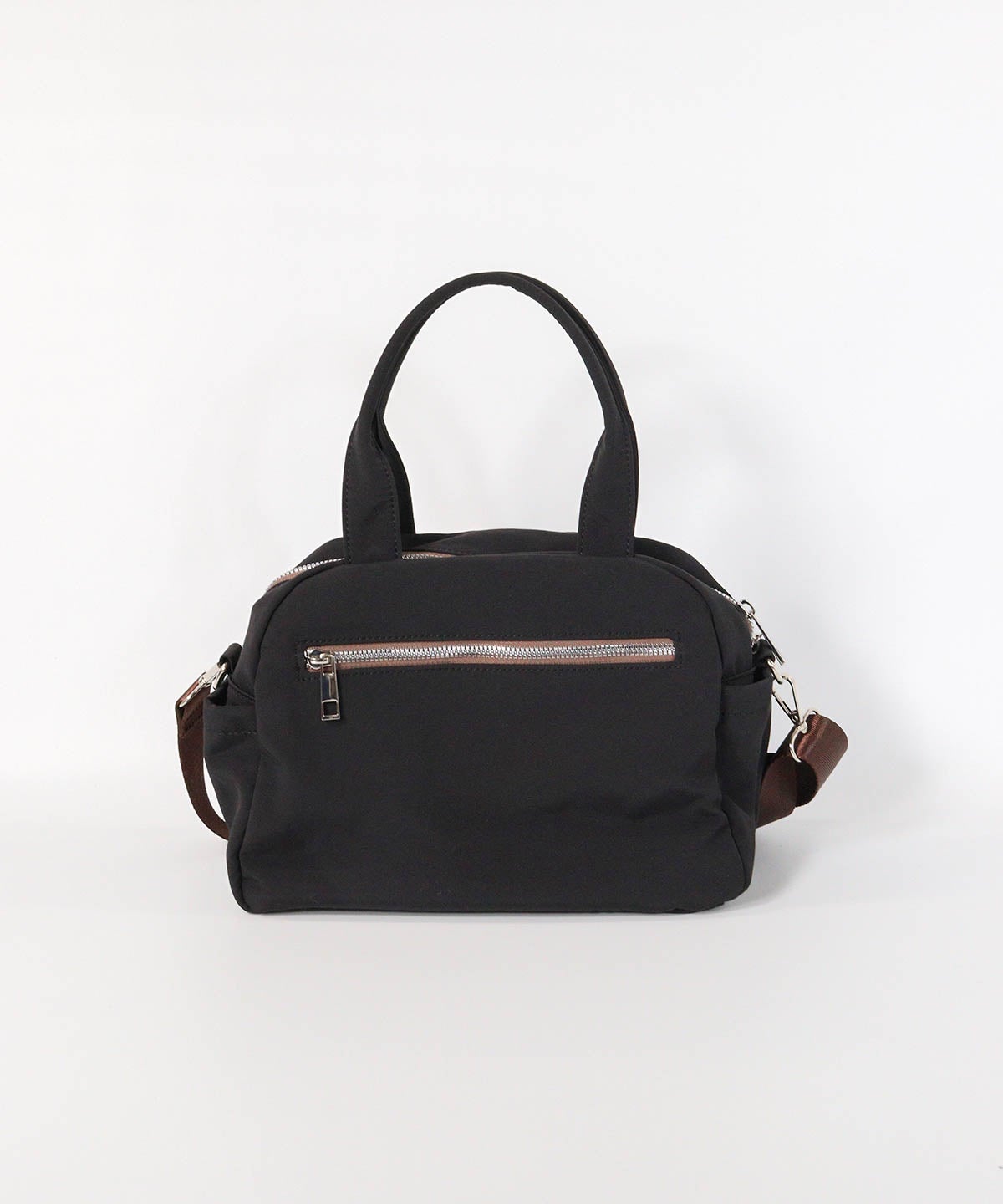 立体ポケットボストン型バッグ（ブラック）後ろ