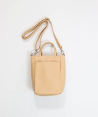カードポケット付きショルダーバッグ(キャメル)後ろ