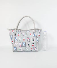 バッグサイズ比較・中ペットボトルと同じくらい（ライトグレー）