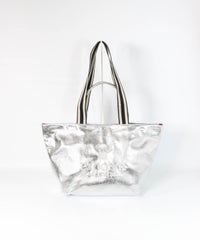 メタリックトートバッグ(ライトグレー)前