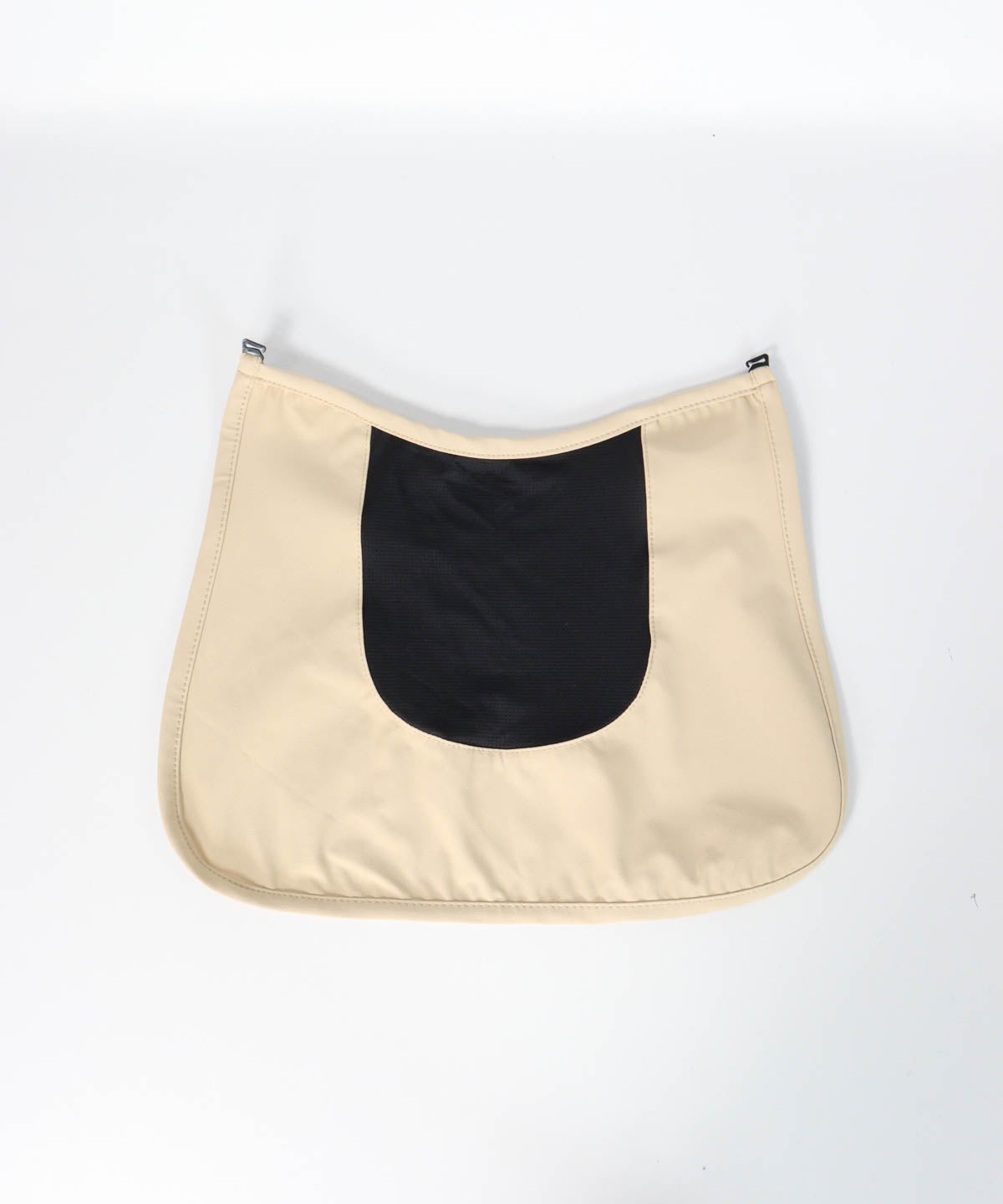 フェイスカバー部分（ベージュ）