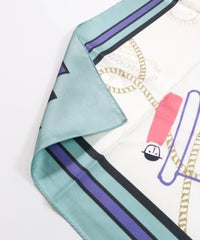 スカーフ左上（ライトグリーン）