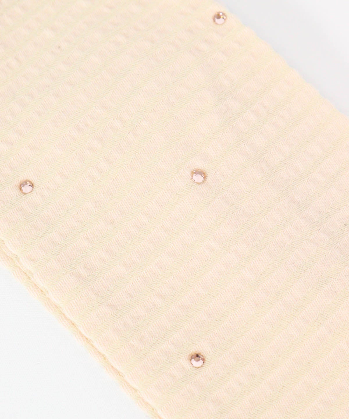 手の甲側アップ(ベージュ)