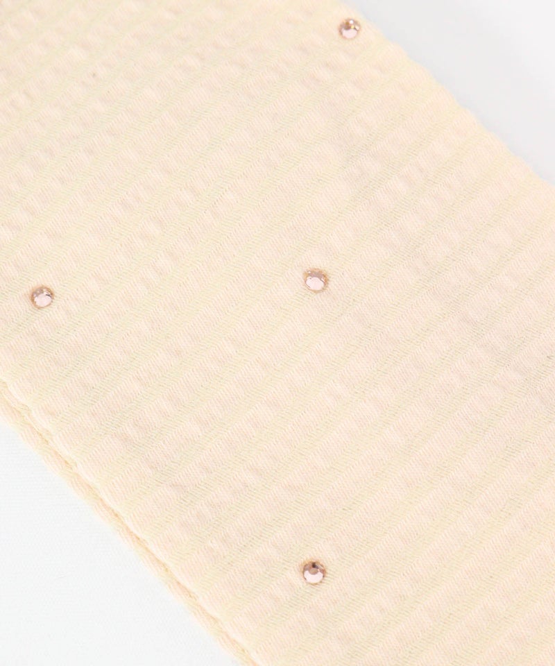 手の甲側アップ(ベージュ)