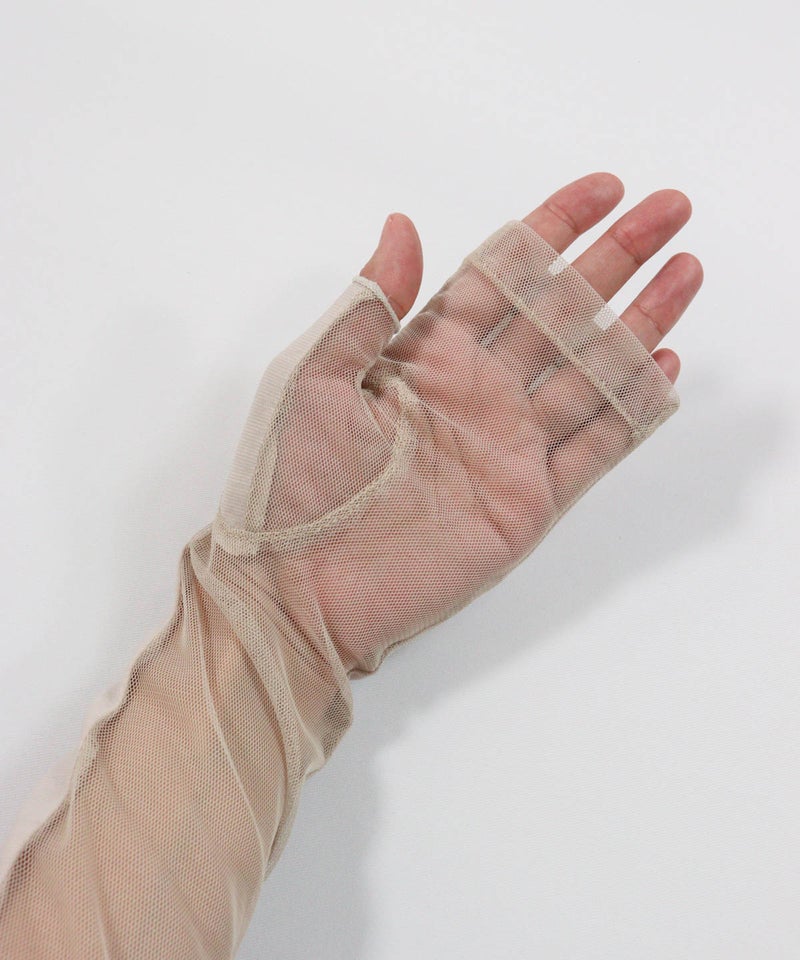 着用イメージ手のひら側(ベージュ)