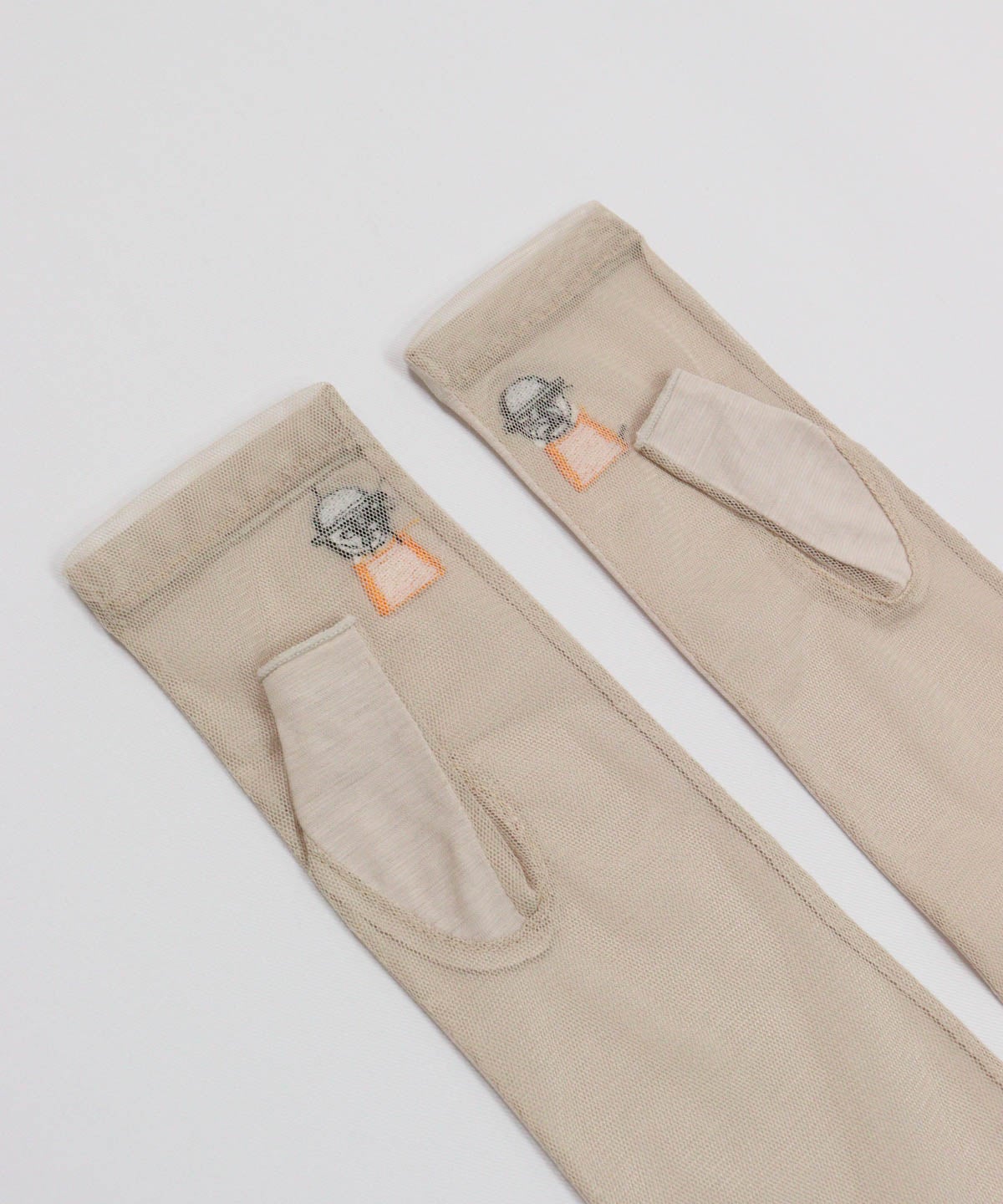 親指部分アップ(ベージュ)