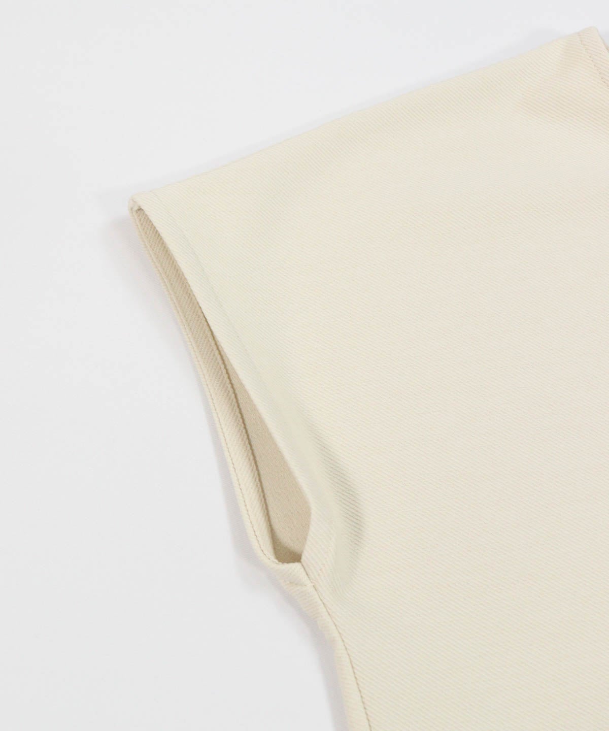 袖口(ベージュ)