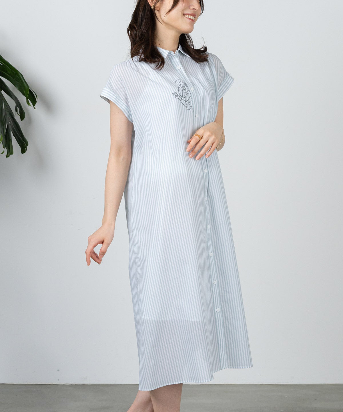 モデル着用画像（ライトグリーン）