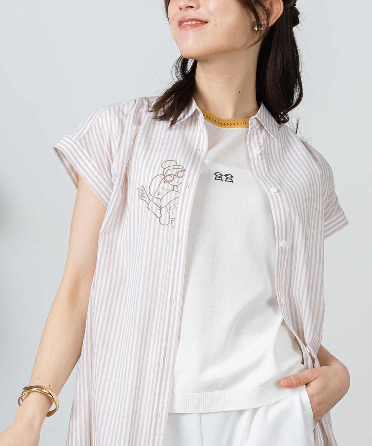 モデル着用画像（ベージュ）