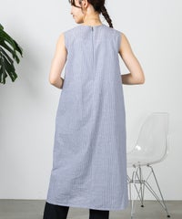 モデル着用画像（ネイビー）