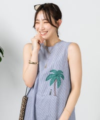 モデル着用画像（ネイビー）