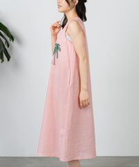 モデル着用画像（オレンジ）