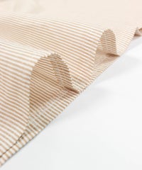 裾・生地感（キャメル）