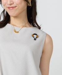 モデル着用画像（ベージュ）