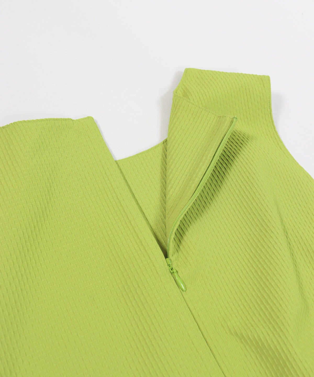 バックファスナー