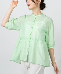 モデル着用画像（ライトグリーン）