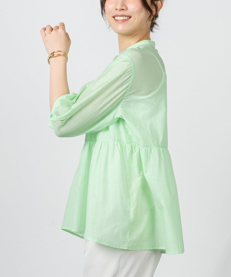 モデル着用画像（ライトグリーン）