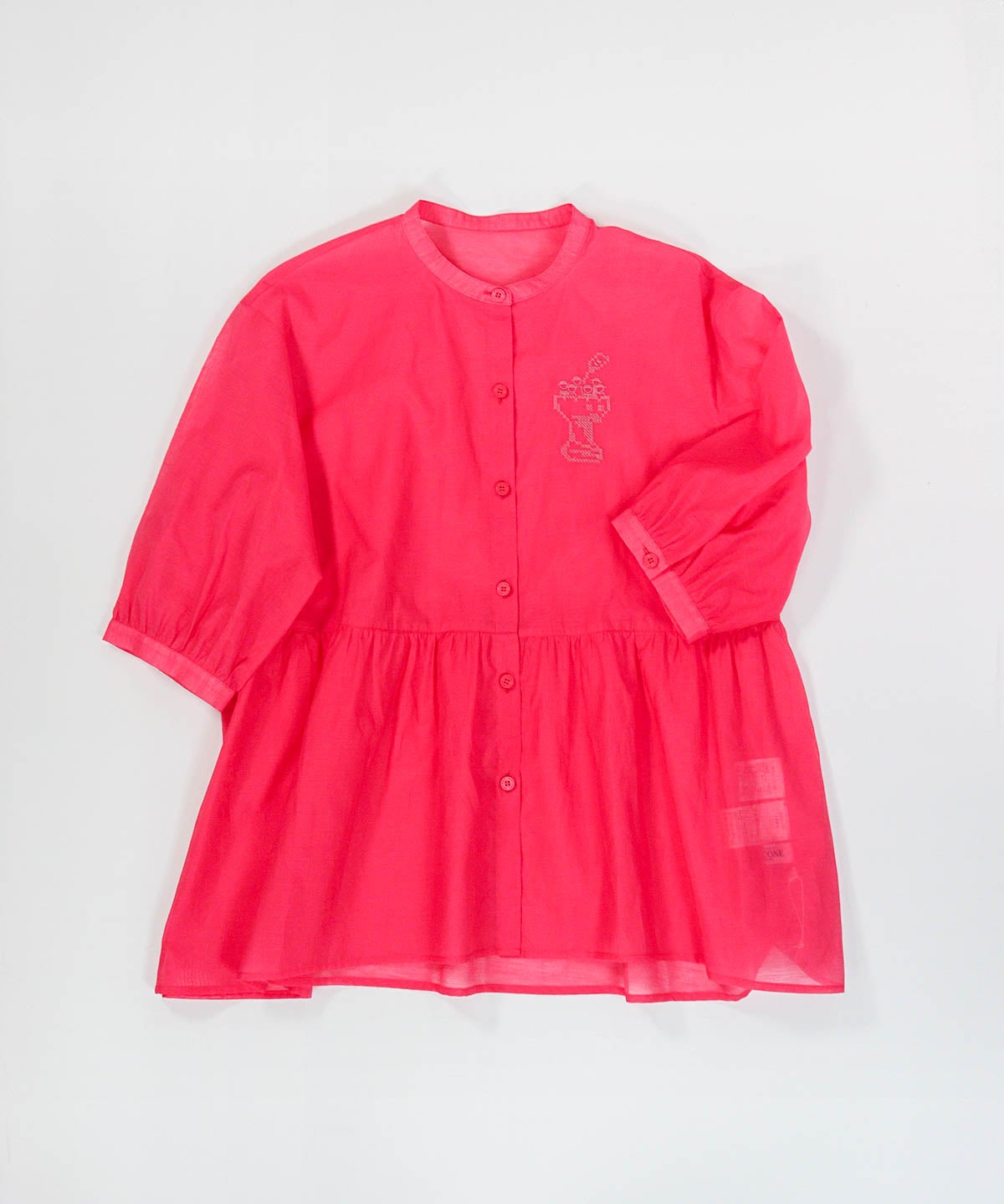 ギャザー切替6分袖ブラウス平置き写真（ピンク）