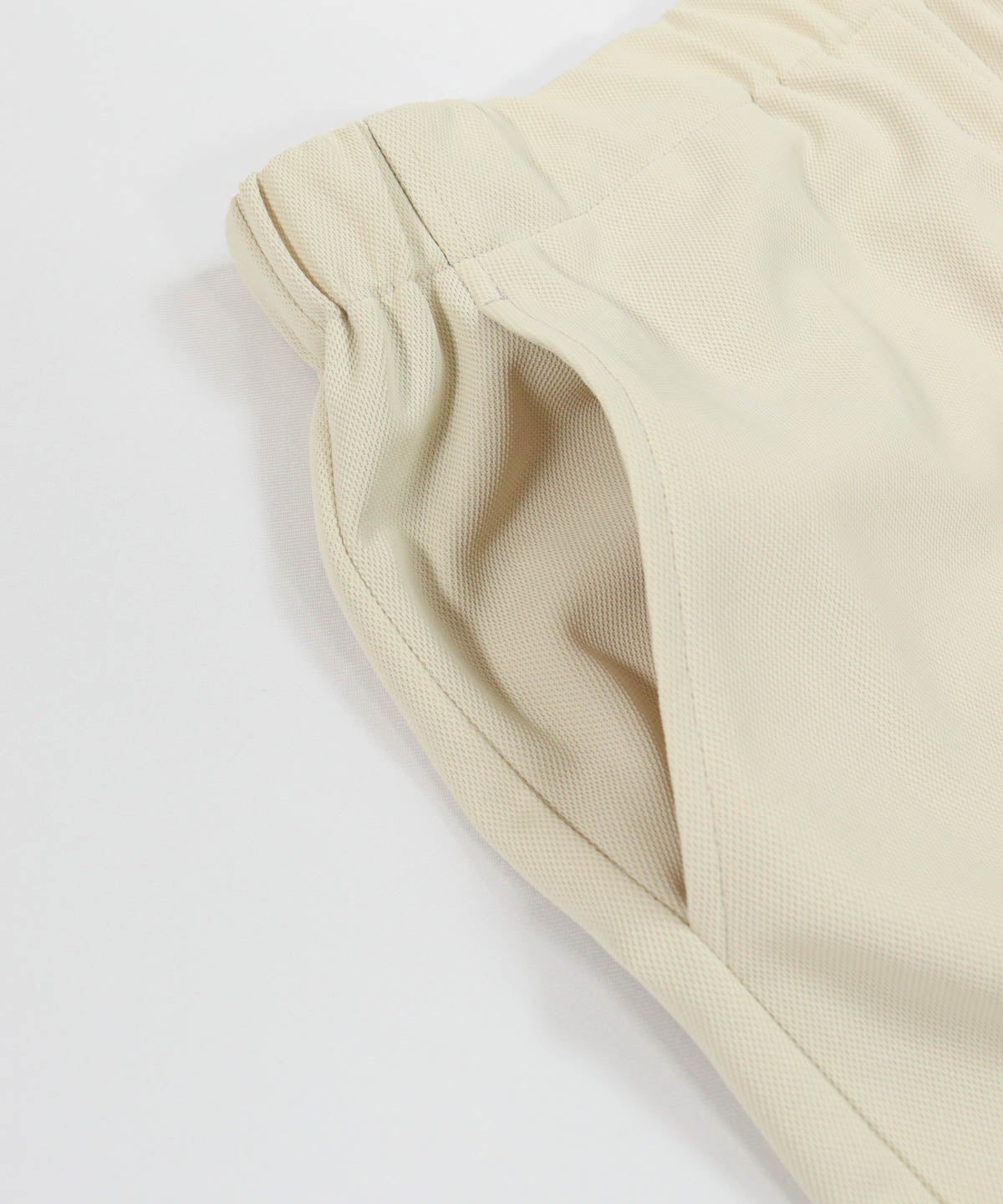 ポケット(ベージュ)