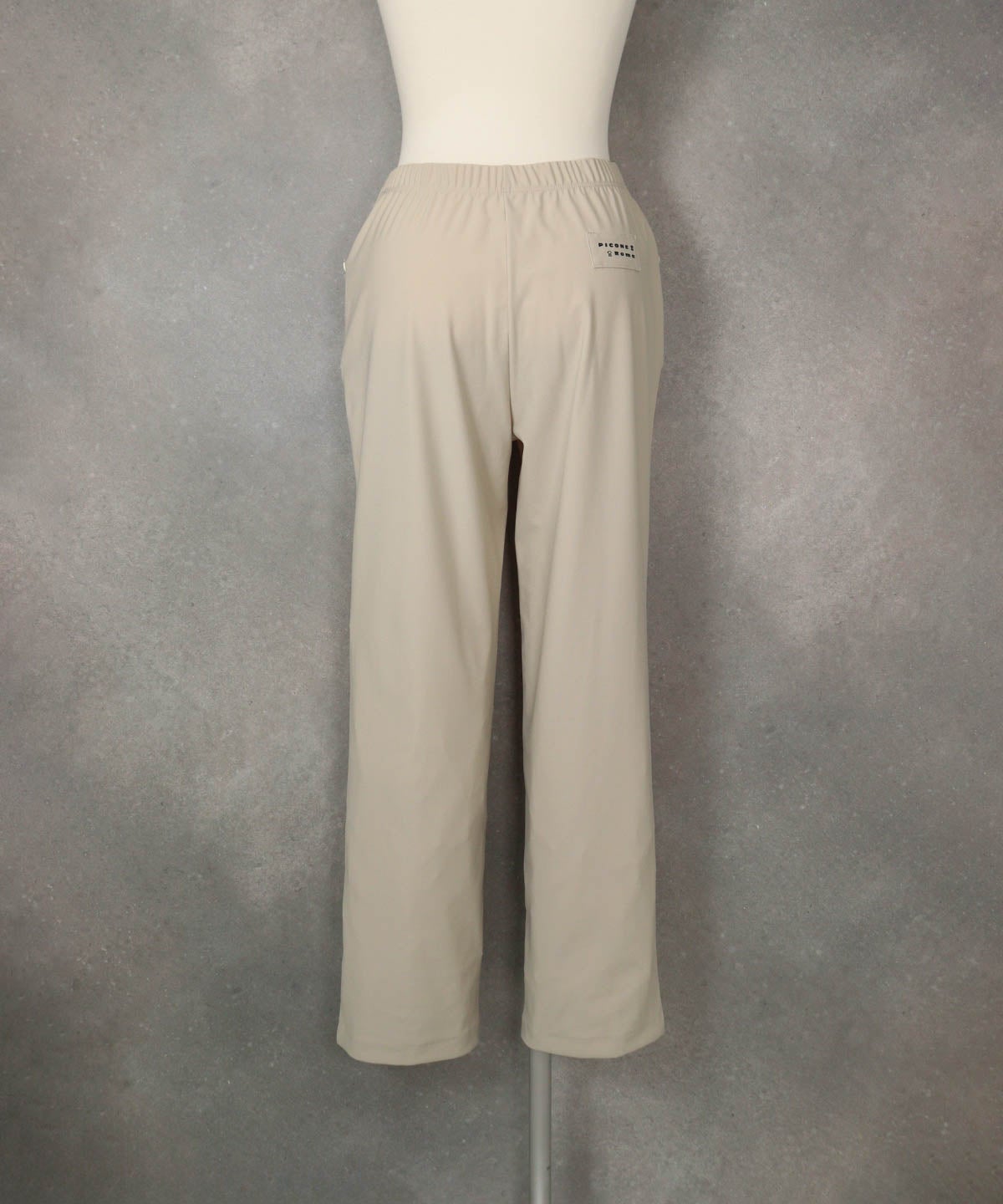 冷感速乾サマーハイテンションパンツ（ベージュ）後ろ