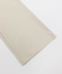 ズボン裾部分（ベージュ）