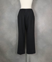 裾カットワークUV冷感パンツ(ブラック)後ろ
