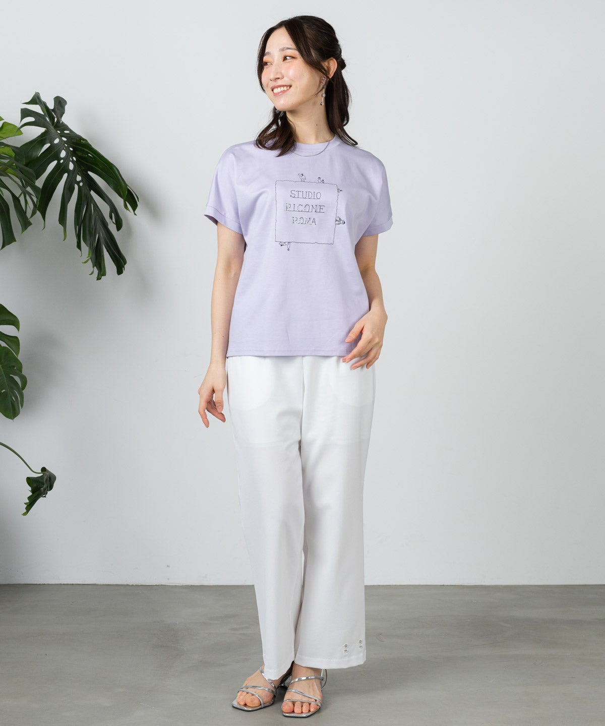 モデル着用画像(ホワイト)