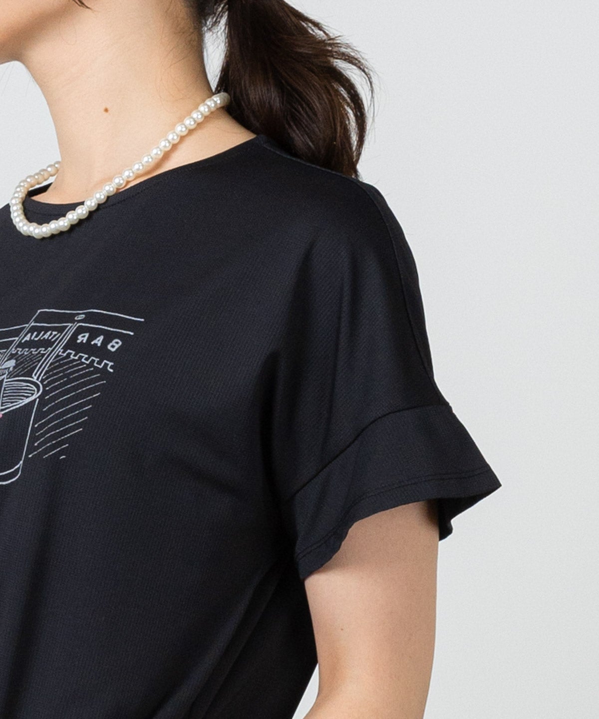 モデル着用画像（ブラック）