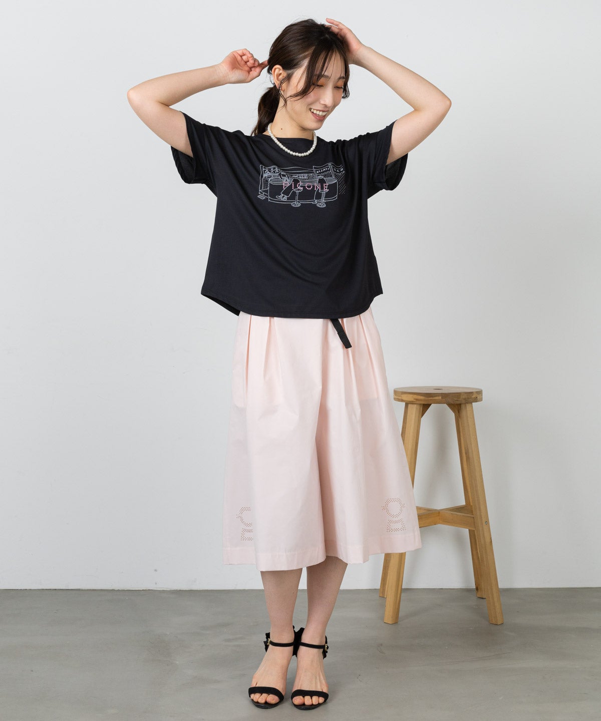 モデル着用画像（ブラック）