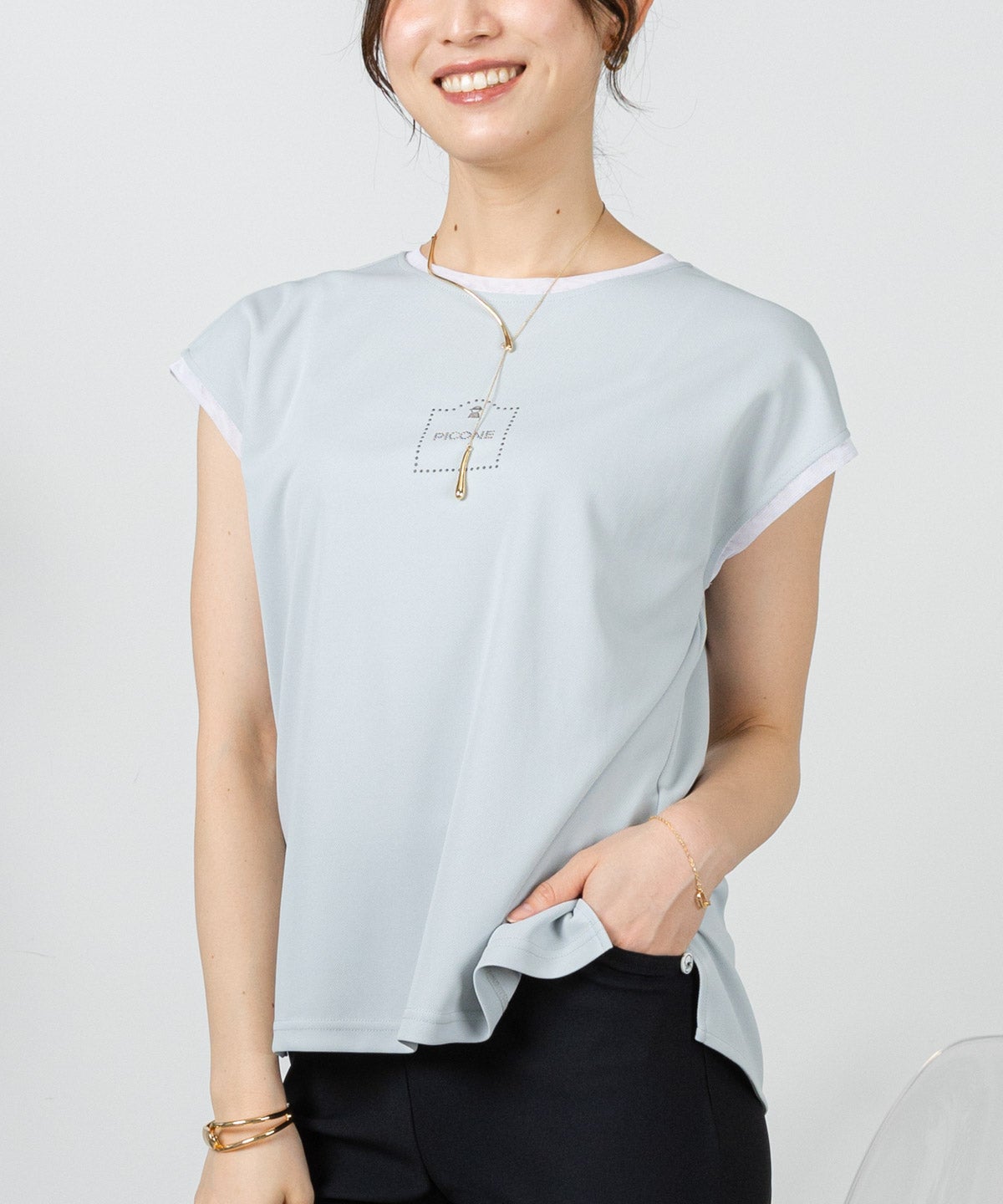 モデル着用画像(ライトグレー)